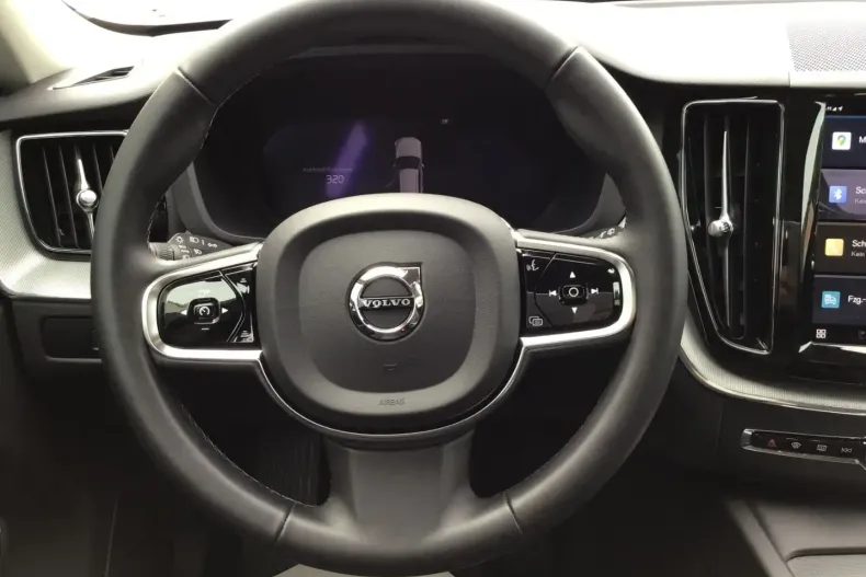 Volvo XC60 din 2023 cu 22.197 km - oferta VOL174398 - foto 15