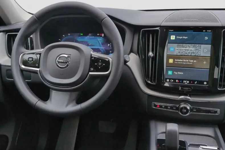 Volvo XC60 din 2023 cu 28.289 km - oferta VOL174399 - foto 6