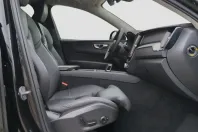 Volvo XC60 din 2023 cu 28.289 km - oferta VOL174399 - foto 12