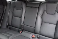 Volvo XC60 din 2023 cu 28.289 km - oferta VOL174399 - foto 13