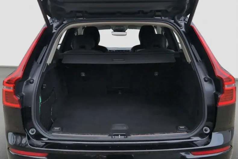 Volvo XC60 din 2023 cu 28.289 km - oferta VOL174399 - foto 14