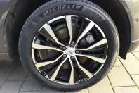 Volvo XC60 din 2022 cu 45.128 km - oferta VOL174400 - foto 9