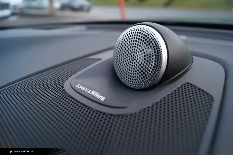 Volvo XC60 din 2022 cu 49.050 km - oferta VOL174403 - foto 11