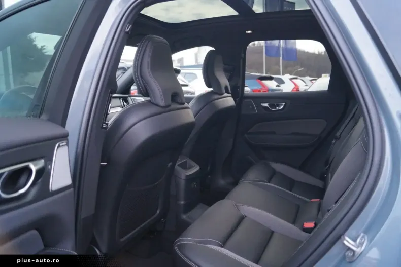 Volvo XC60 din 2022 cu 49.050 km - oferta VOL174403 - foto 13