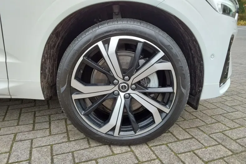 Volvo XC60 din 2023 cu 23.000 km - oferta VOL174408 - foto 15