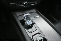 Volvo XC60 din 2024 cu 31.990 km - oferta VOL174409 - foto 18