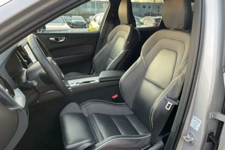 Volvo XC60 din 2024 cu 34.800 km - oferta VOL174410 - foto 16