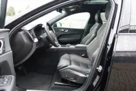 Volvo XC60 din 2025 cu 26.200 km - oferta VOL174411 - foto 8