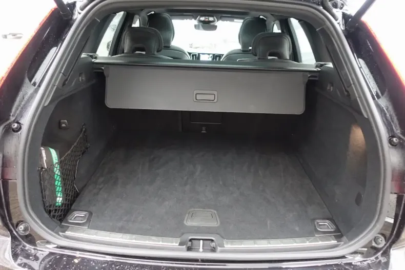 Volvo XC60 din 2025 cu 26.200 km - oferta VOL174411 - foto 23