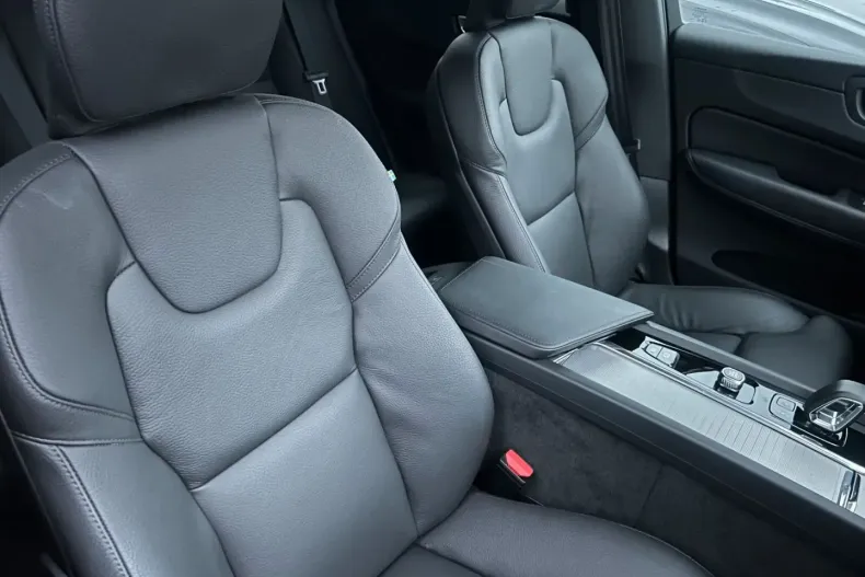 Volvo XC60 din 2025 cu 21.993 km - oferta VOL174416 - foto 7