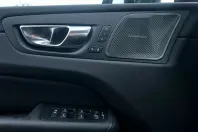 Volvo XC60 din 2025 cu 21.993 km - oferta VOL174416 - foto 12