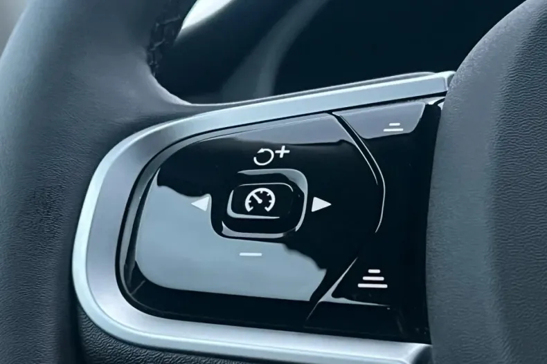 Volvo XC60 din 2025 cu 21.993 km - oferta VOL174416 - foto 16