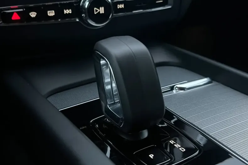 Volvo XC60 din 2025 cu 21.993 km - oferta VOL174416 - foto 20