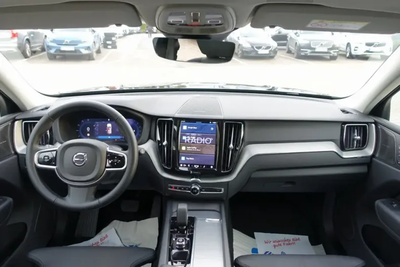 Volvo XC60 din 2025 cu 17.690 km - oferta VOL174421 - foto 12