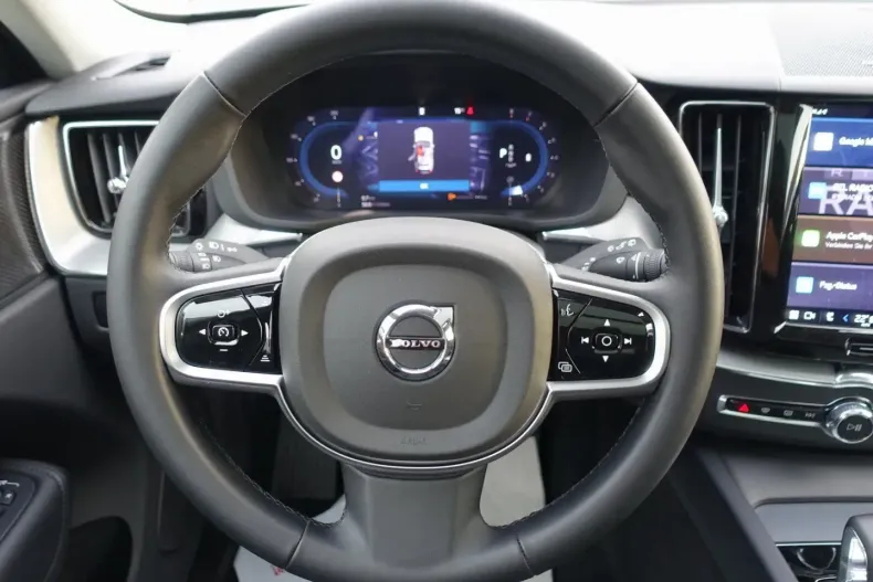 Volvo XC60 din 2025 cu 17.690 km - oferta VOL174421 - foto 13