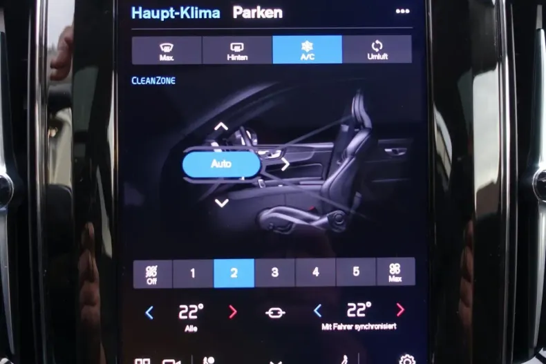 Volvo XC60 din 2025 cu 17.690 km - oferta VOL174421 - foto 19