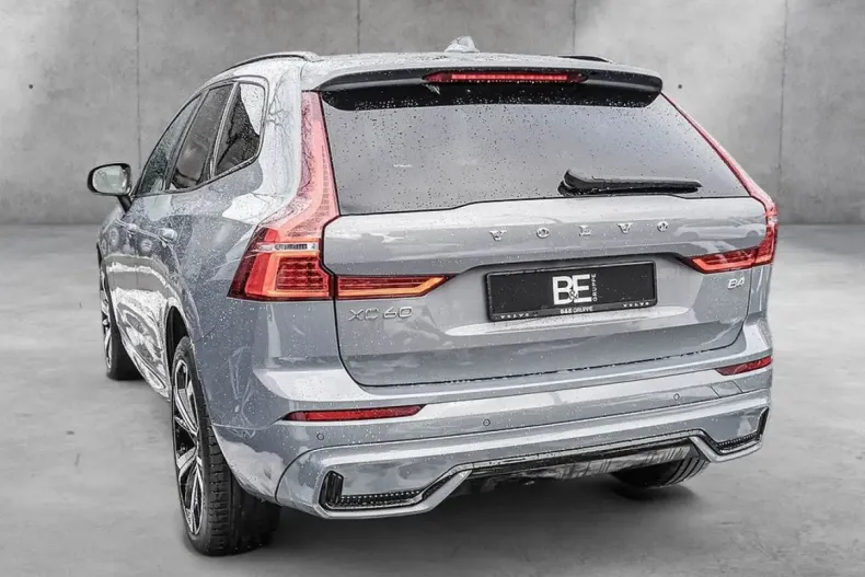 Volvo XC60 din 2023 cu 22.975 km - oferta VOL174424 - foto 3