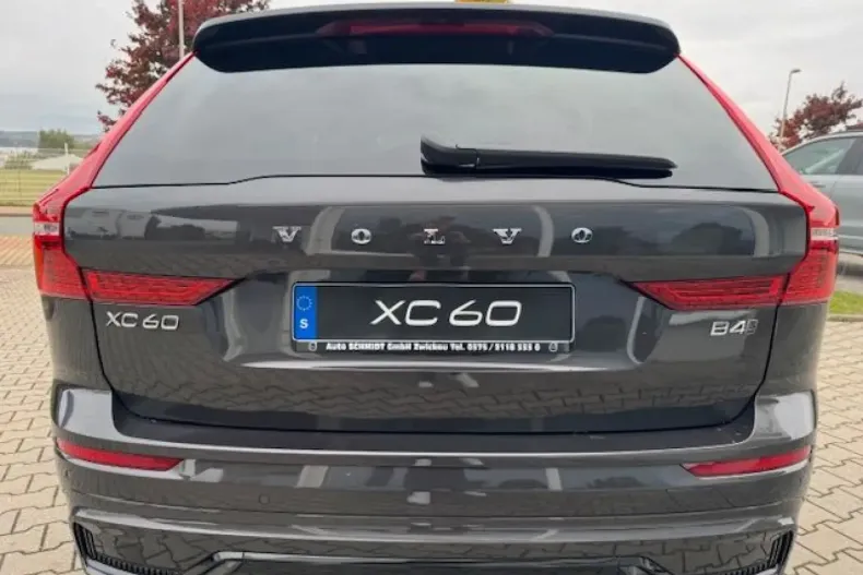 Volvo XC60 din 2024 cu 25.200 km - oferta VOL174427 - foto 6