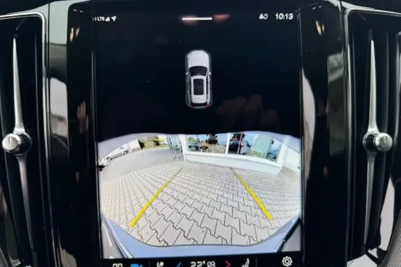 Volvo XC60 din 2024 cu 25.200 km - oferta VOL174427 - foto 14