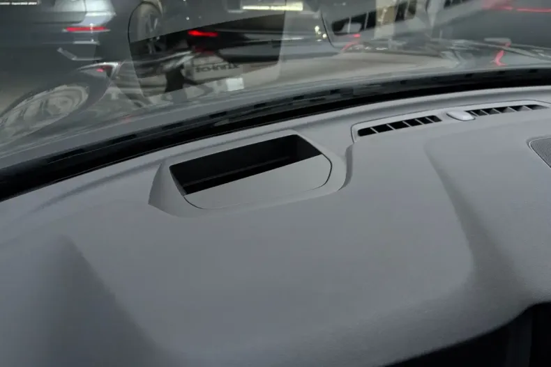 Volvo XC60 din 2025 cu 26.891 km - oferta VOL174429 - foto 21