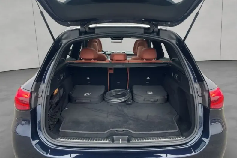 Mercedes-Benz GLC 400 din 2023 cu 10.146 km - oferta MER174430 - foto 5