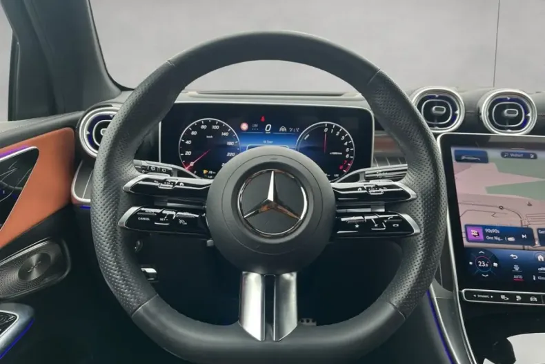 Mercedes-Benz GLC 400 din 2023 cu 10.146 km - oferta MER174430 - foto 11