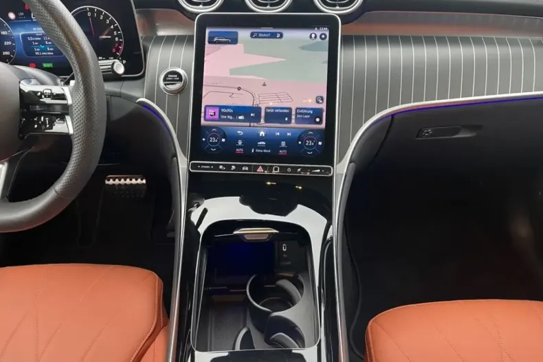 Mercedes-Benz GLC 400 din 2023 cu 10.146 km - oferta MER174430 - foto 14