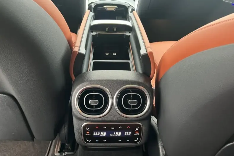 Mercedes-Benz GLC 400 din 2023 cu 10.146 km - oferta MER174430 - foto 27