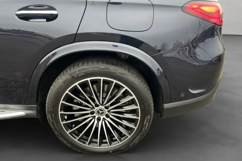 Mercedes-Benz GLC 400 din 2023 cu 10.146 km - oferta MER174430 - foto 30