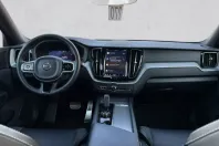 Volvo XC60 din 2022 cu 43.915 km - oferta VOL174431 - foto 5