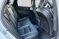 Volvo XC60 din 2022 cu 43.915 km - oferta VOL174431 - foto 6