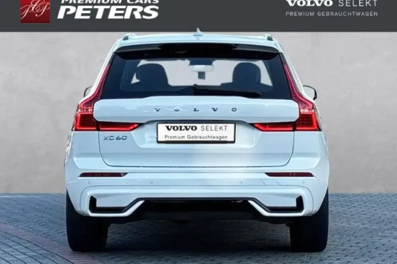 Volvo XC60 din 2022 cu 43.915 km - oferta VOL174431 - foto 8
