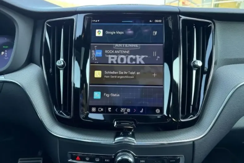 Volvo XC60 din 2022 cu 43.915 km - oferta VOL174431 - foto 13