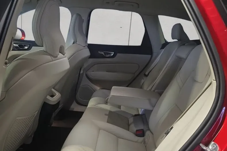 Volvo XC60 din 2024 cu 6.872 km - oferta VOL174434 - foto 14