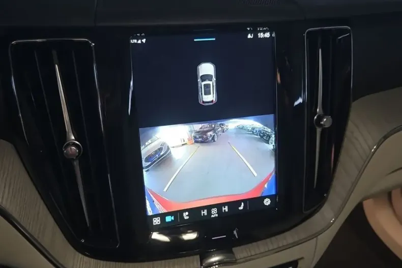 Volvo XC60 din 2024 cu 6.872 km - oferta VOL174434 - foto 16