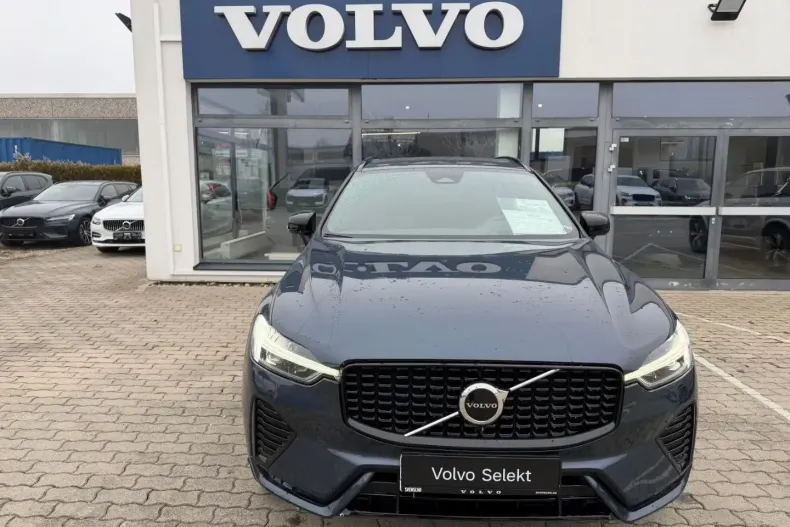 Volvo XC60 din 2022 cu 45.072 km - oferta VOL174436 - foto 2