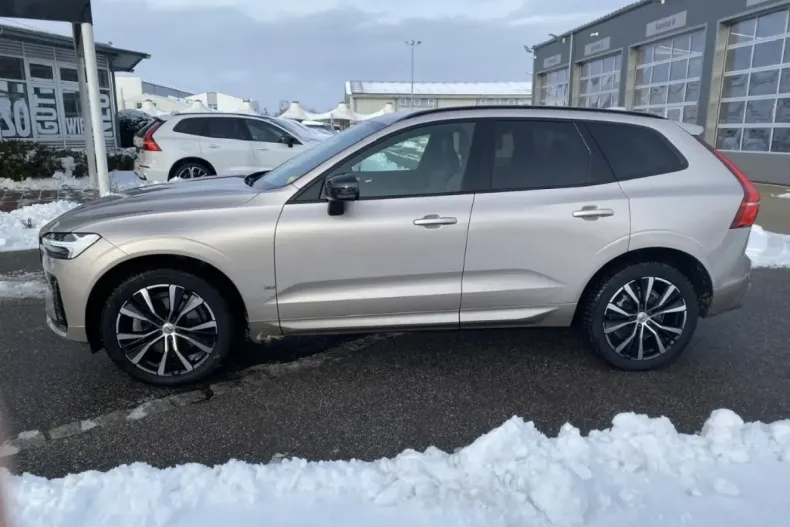 Volvo XC60 din 2023 cu 55.990 km - oferta VOL174448 - foto 2