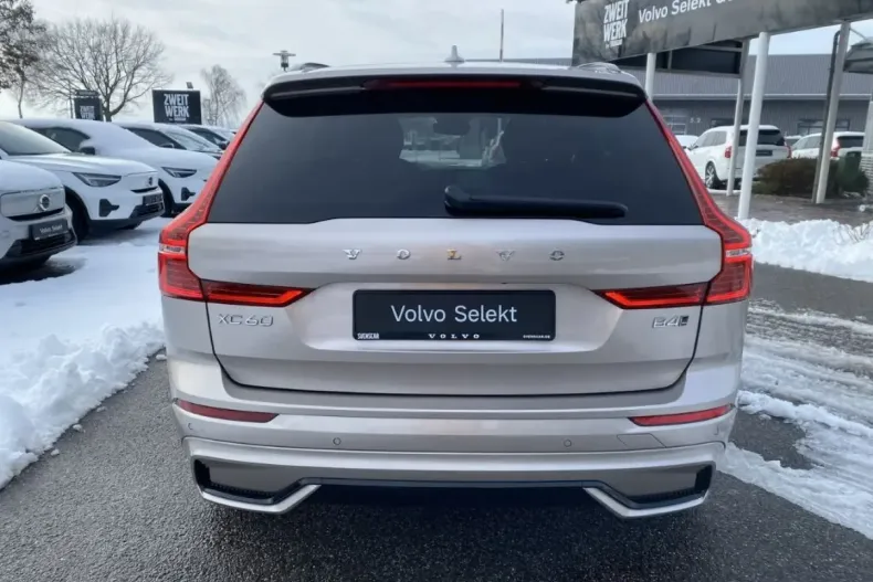 Volvo XC60 din 2023 cu 55.990 km - oferta VOL174448 - foto 4