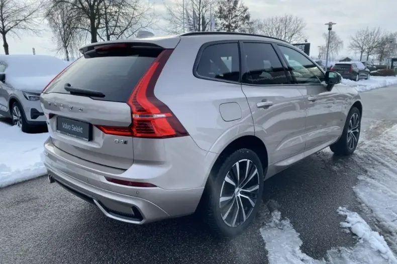 Volvo XC60 din 2023 cu 55.990 km - oferta VOL174448 - foto 5