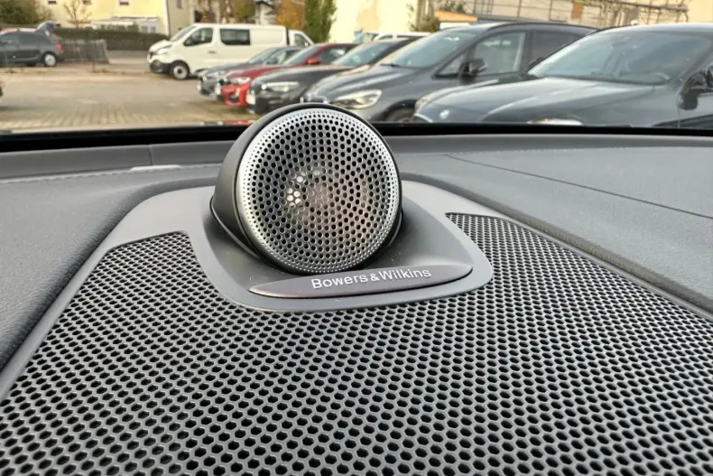 Volvo XC60 din 2022 cu 30.500 km - oferta VOL174449 - foto 17