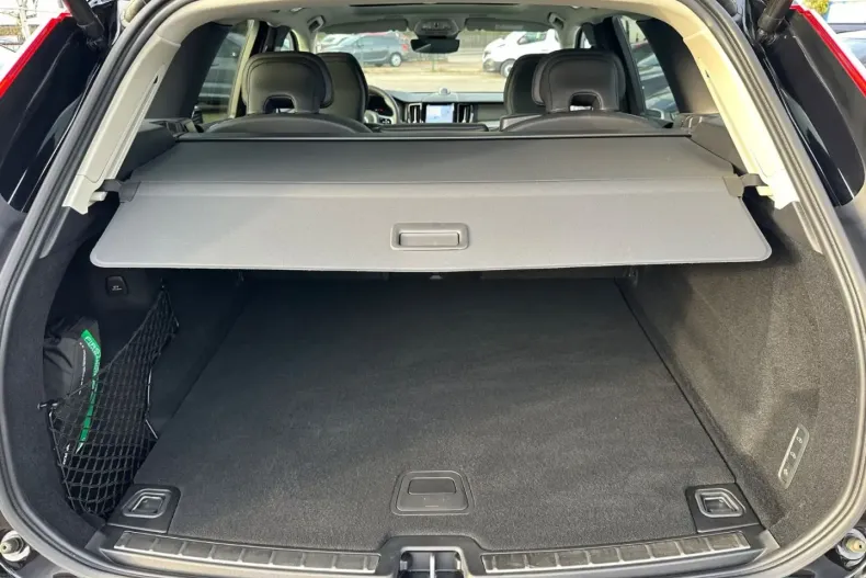 Volvo XC60 din 2022 cu 30.500 km - oferta VOL174449 - foto 22