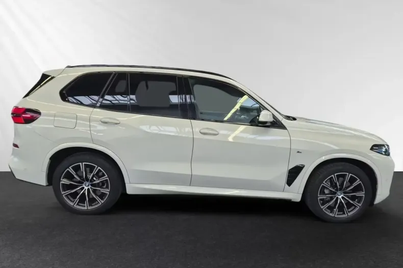 BMW X5 din 2025 cu 11.900 km - oferta BMW174462 - foto 3