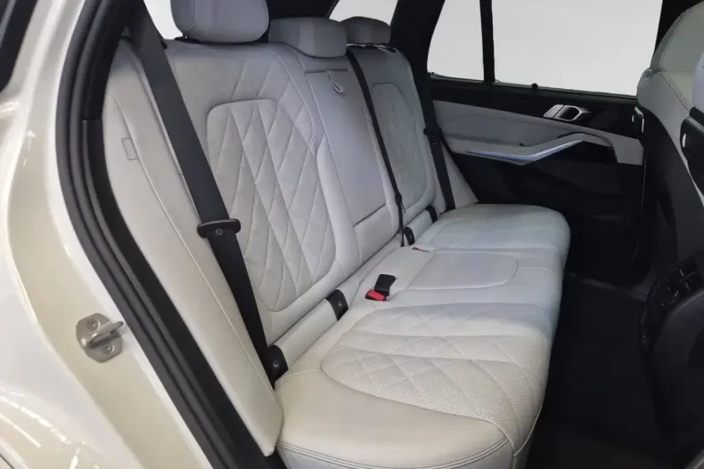 BMW X5 din 2025 cu 11.900 km - oferta BMW174462 - foto 9