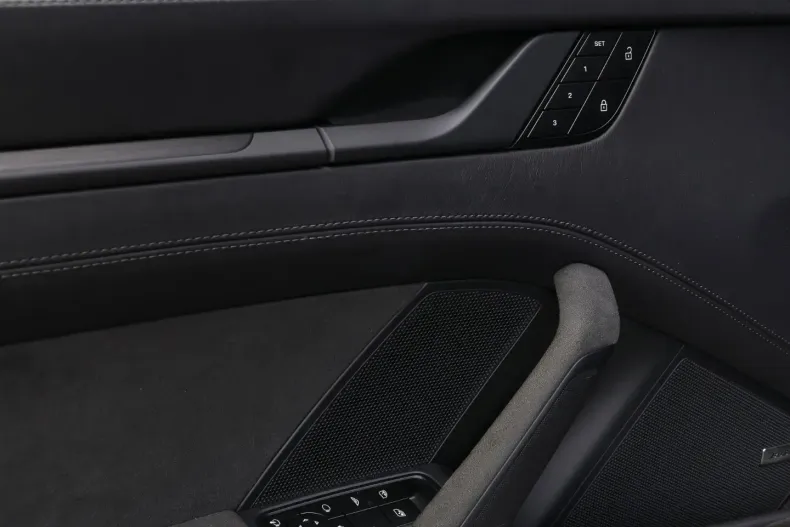 Porsche 992 din 2024 cu 26.500 km - oferta POR174464 - foto 24