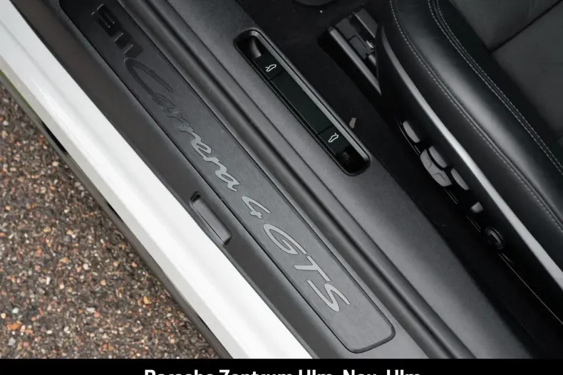 Porsche 992 din 2024 cu 52.400 km - oferta POR174466 - foto 22