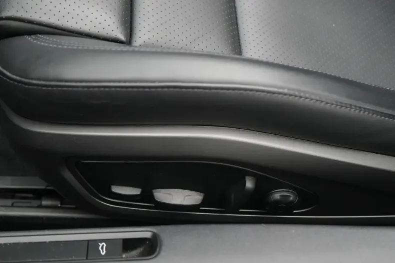 Porsche 992 din 2023 cu 25.304 km - oferta POR174468 - foto 29