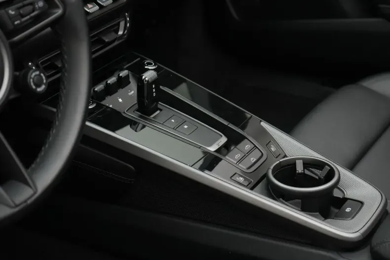 Porsche 992 din 2023 cu 25.304 km - oferta POR174468 - foto 33