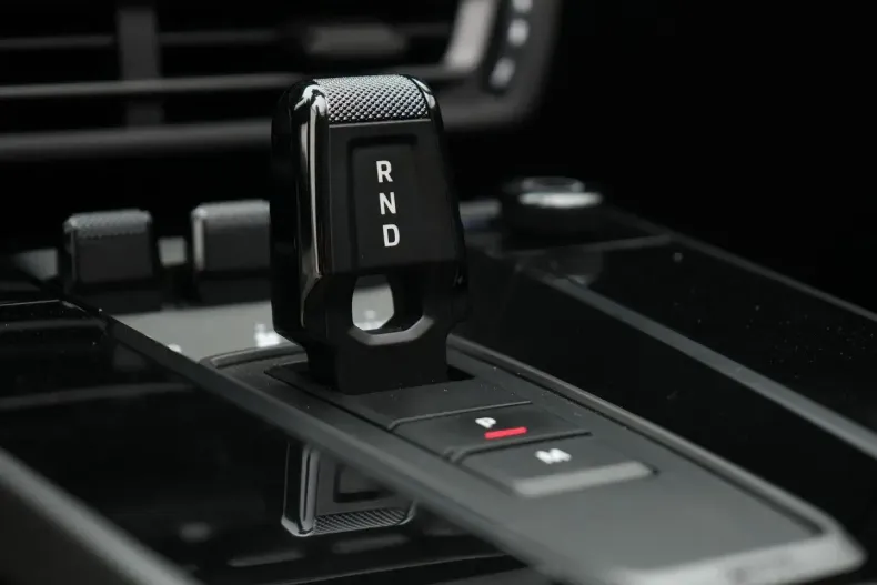 Porsche 992 din 2023 cu 25.304 km - oferta POR174468 - foto 44