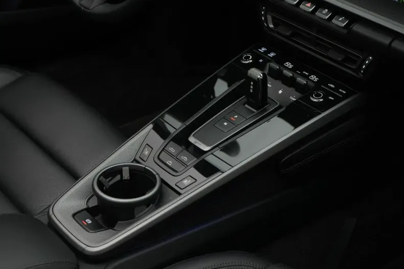 Porsche 992 din 2023 cu 25.304 km - oferta POR174468 - foto 48