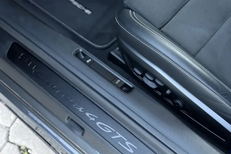 Porsche 992 din 2024 cu 47.000 km - oferta POR174470 - foto 17